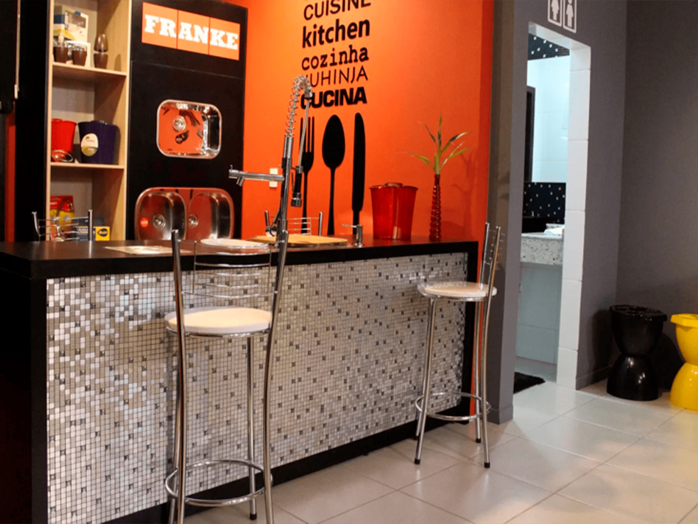 Argamassas para pastilhas de vidro e inox, guia atualizado