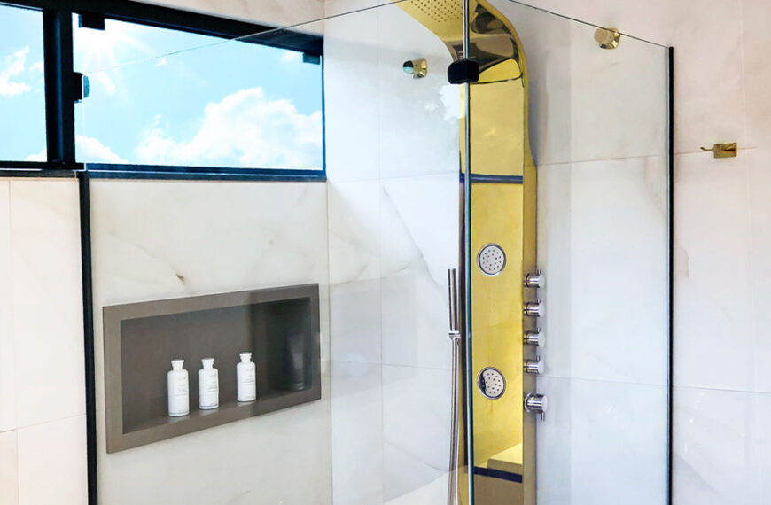 Dúvidas frequentes na instalação da ducha vertical com hidromassagem.
