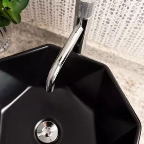 Como adaptar torneira monocomando para água fria.