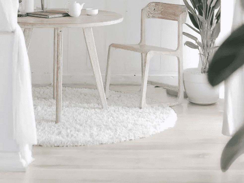 Deixe sua casa mais confortável com piso vinílico adesivo.