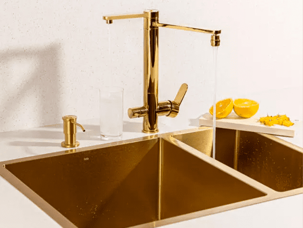 Onde colocar o filtro/purificador de água escondido na cozinha?