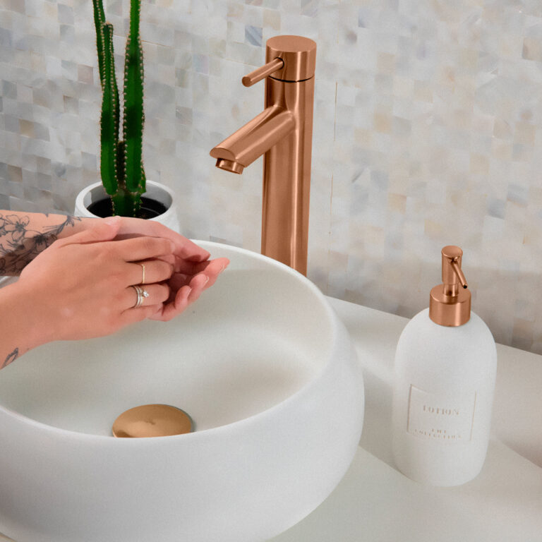 TB77-Torneira Monocomando Alta para Banheiro Inox (Lis Rosé Gold Fosca) (2)